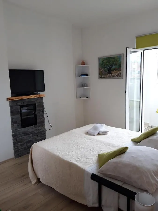 Rooms And Apartment Stambuk II Split
