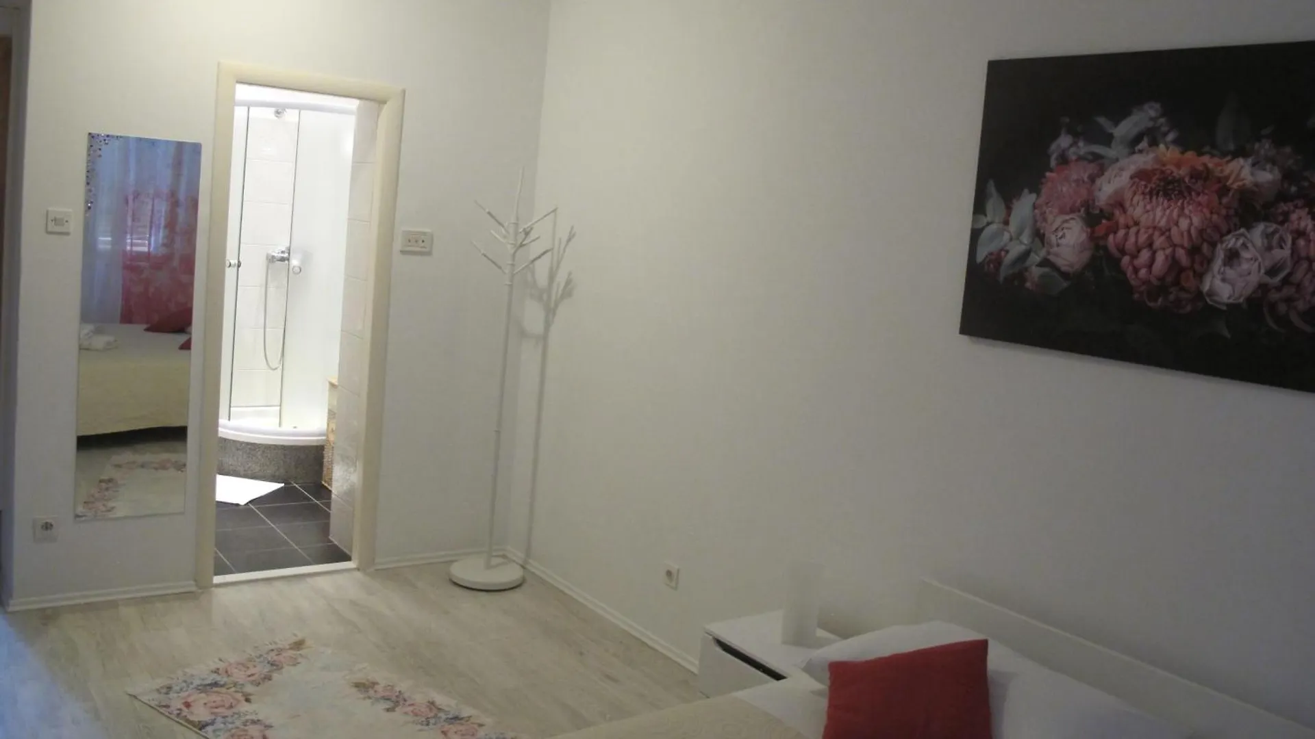 *** Guest house Rooms And Apartment Stambuk II Split Croatia